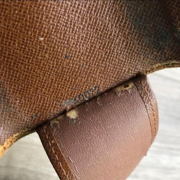 Louis Vuitton Monogram Key Holder/Wallet #374💥PRICE DROP💥 - Picture 8 of 8